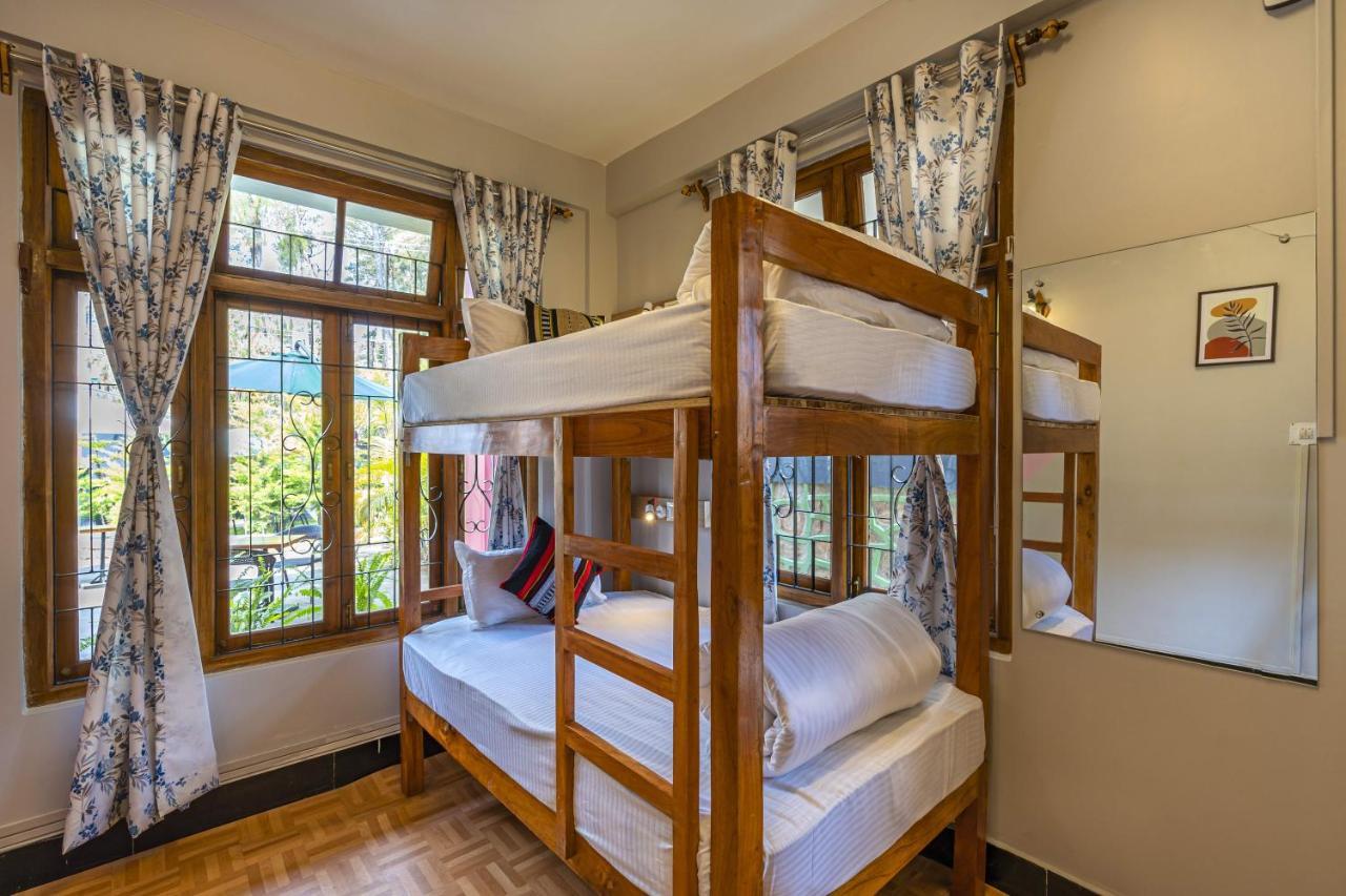 Zostel Shillong Hostel Екстериор снимка