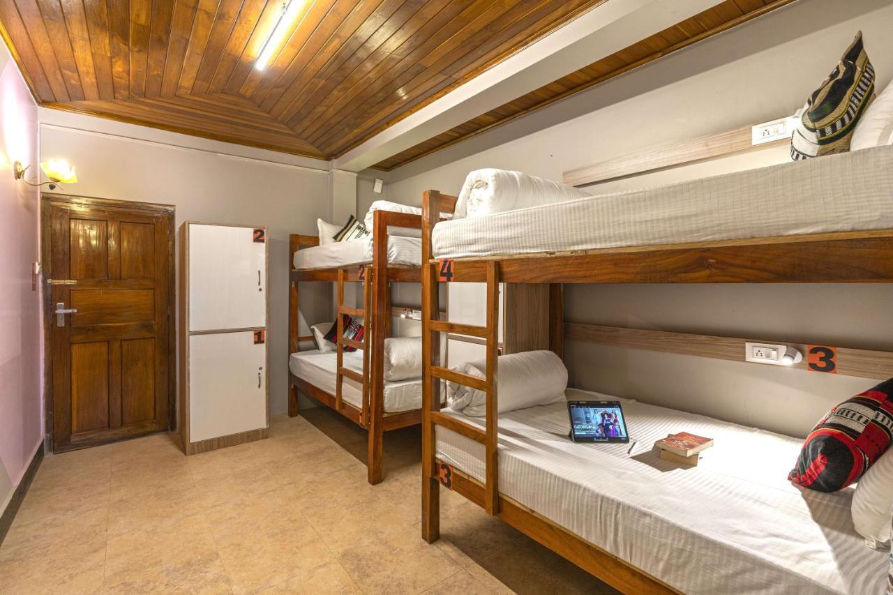 Zostel Shillong Hostel Екстериор снимка