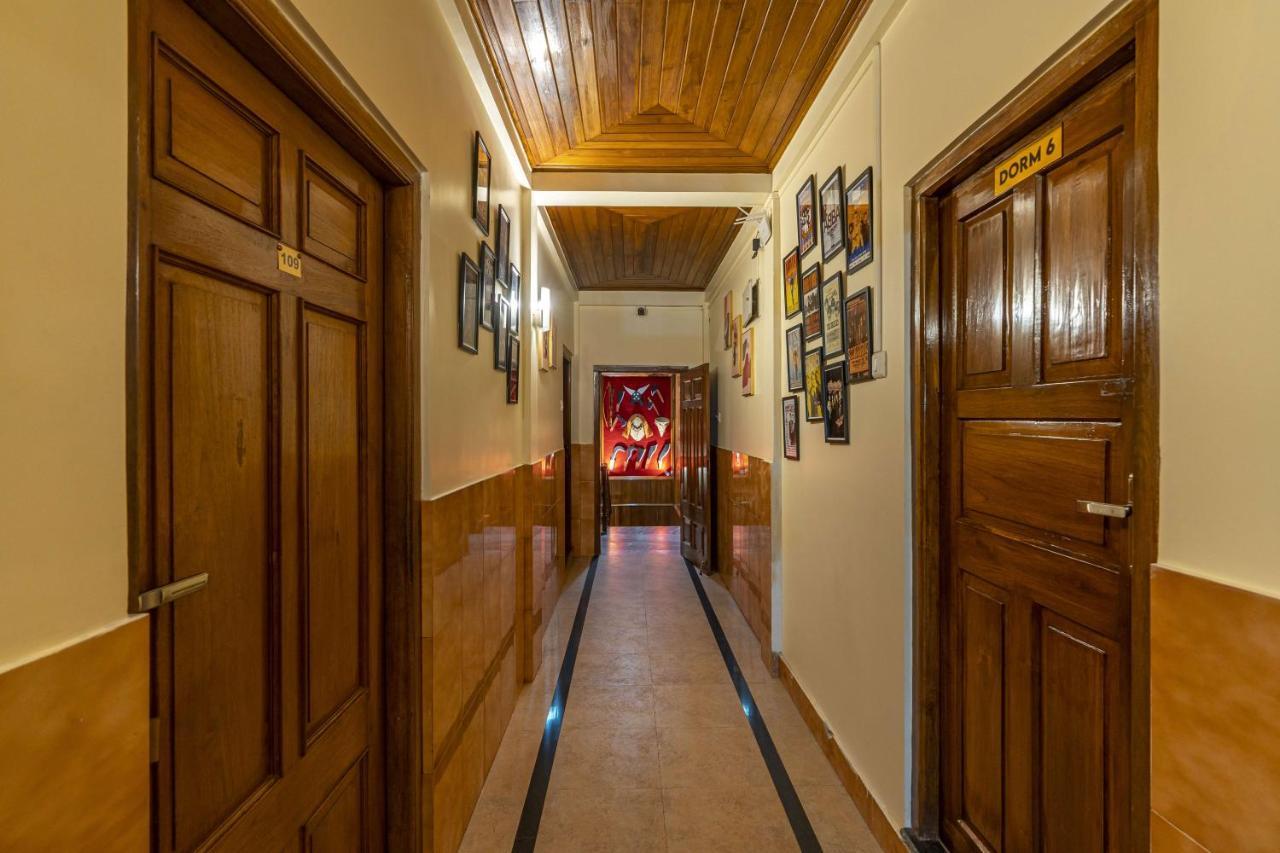 Zostel Shillong Hostel Екстериор снимка