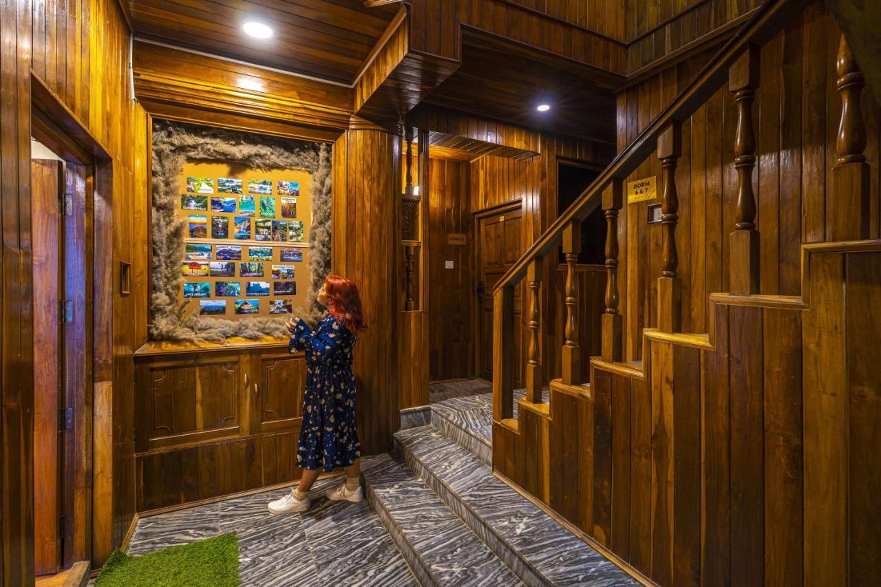 Zostel Shillong Hostel Екстериор снимка