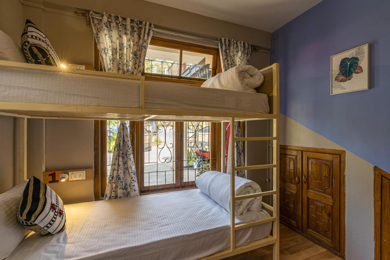 Zostel Shillong Hostel Екстериор снимка