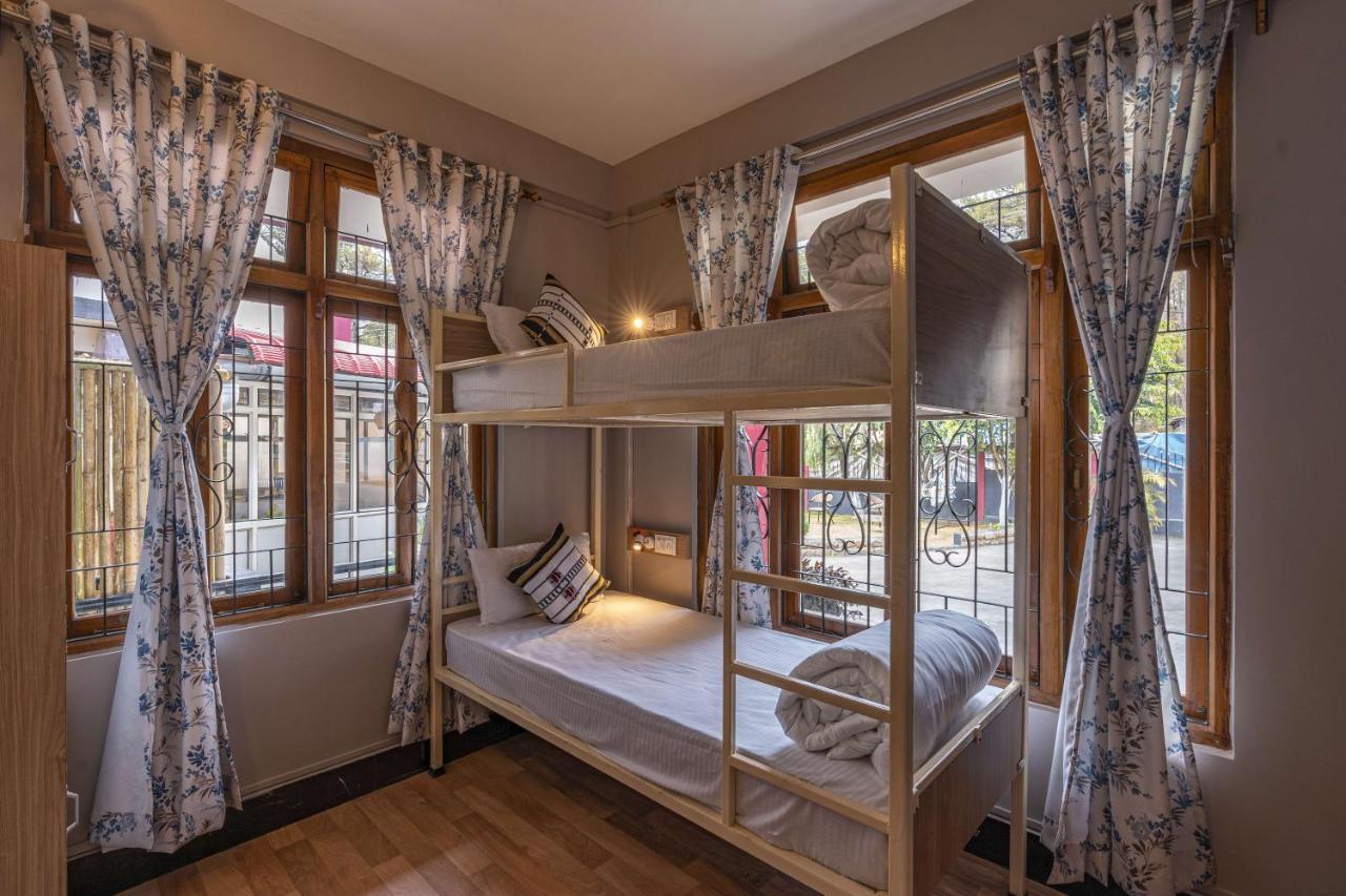 Zostel Shillong Hostel Екстериор снимка