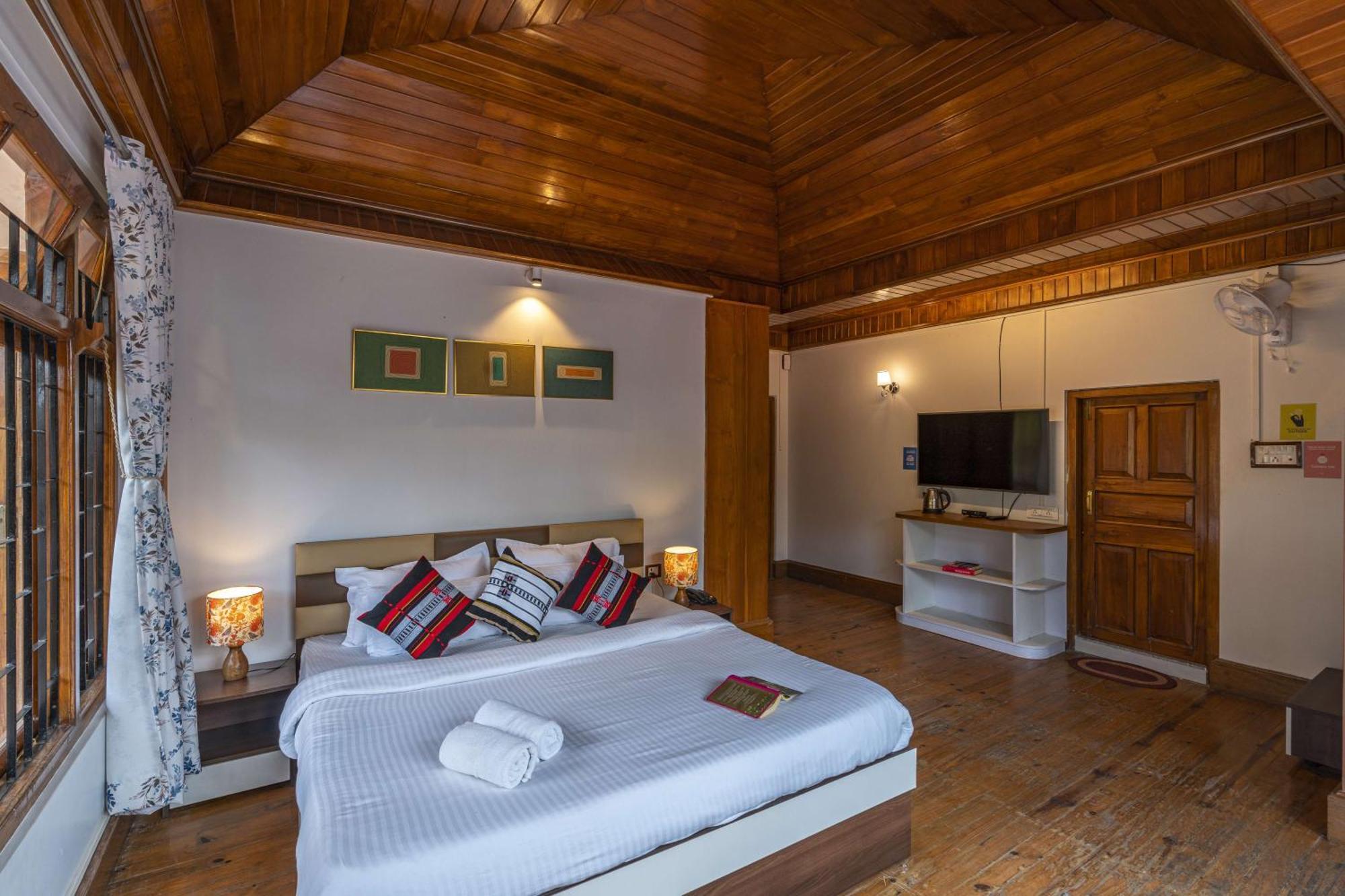 Zostel Shillong Hostel Екстериор снимка
